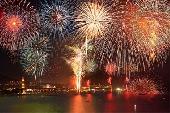 8月6日(8/6)  大迫力の5000発の花火！横須賀の海を眺めながら花火コン！