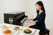 ♫ 池袋 ♫ イタリアン手料理交流会✨ ピアノ演奏付き♫ 優雅な時間を堪能できる♫ 女性も安心参加◎年代問わず参加歓迎⭐
