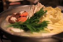 2/4(月)鍋パーティー(夜から朝まで)in新宿【20時～5時】【定員80人】【禁煙】最安割引で♀500円♂3500円